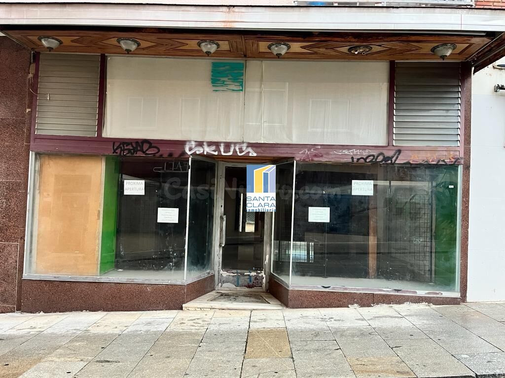LOCAL EN VENTA DE DOS PLANTAS CON ASEO EN ZONA CENTRO, ZAMORA.