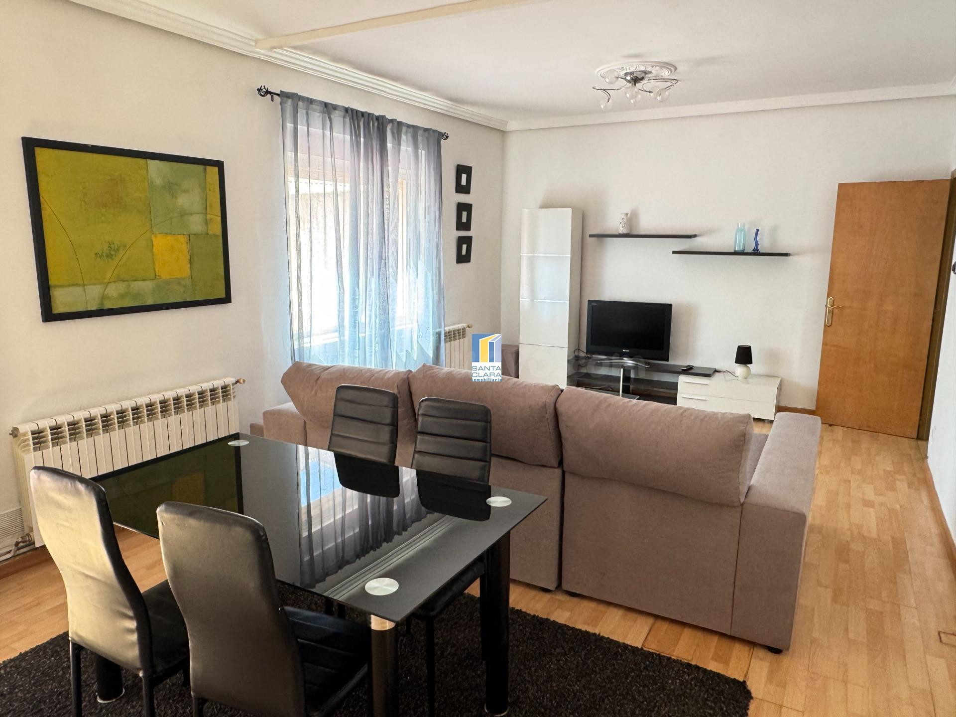 PISO EN VENTA DE 2 DORMITORIOS Y PATIO EN ZONA AVENIDA PRÍNCIPE DE ASTURIAS, ZAMORA.