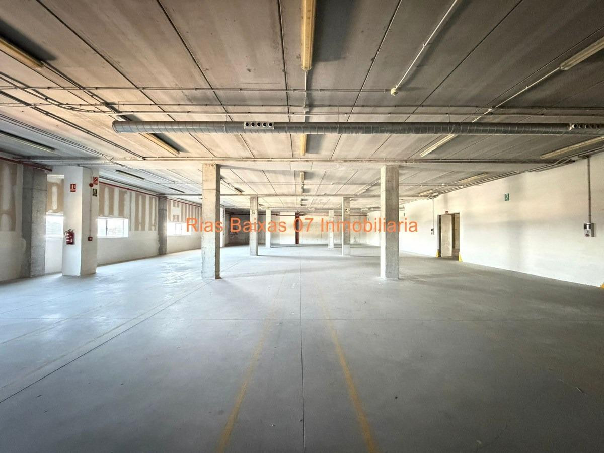 REF 7081 NAVE INDUSTRIAL 3.100 M EN DOS PLANTAS EN PTL VALLADARES (VIGO)