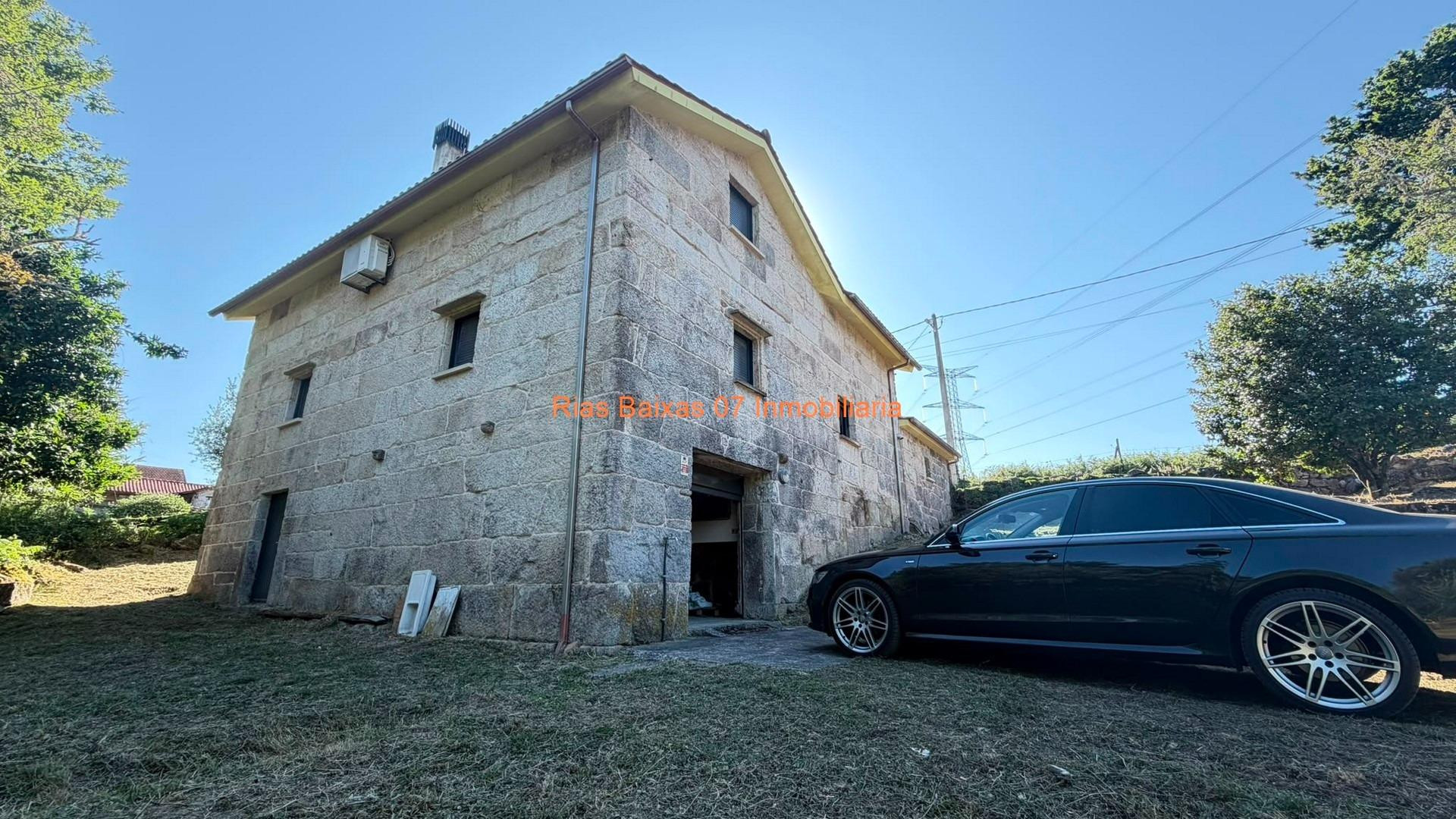 REF 4275 CASA DE PIEDRA 4 DORM. CON GRAN TERRENO DE 6900m2 C - foto 5
