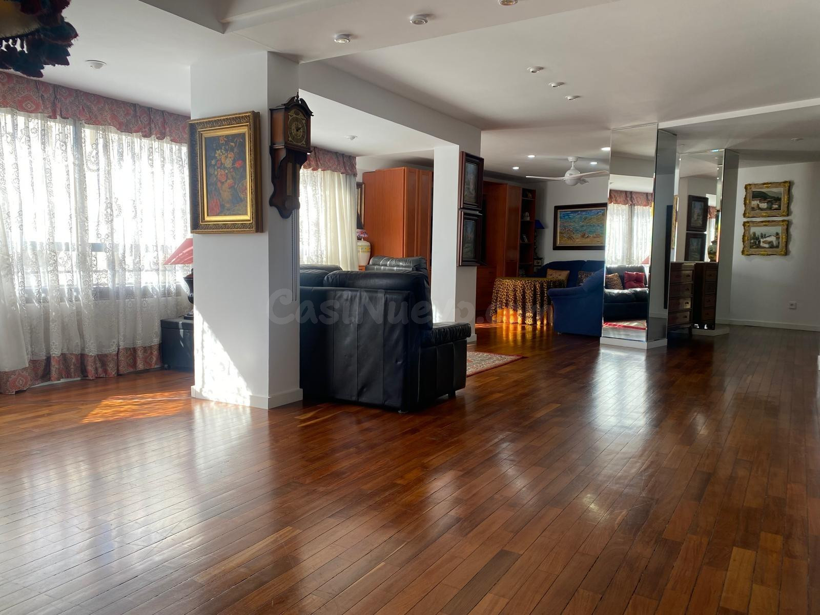PRECIOSA VIVIENDA EN GLORIETA EDIFICIO HELIQUE, CON GARAJE Y TRASTERO!!