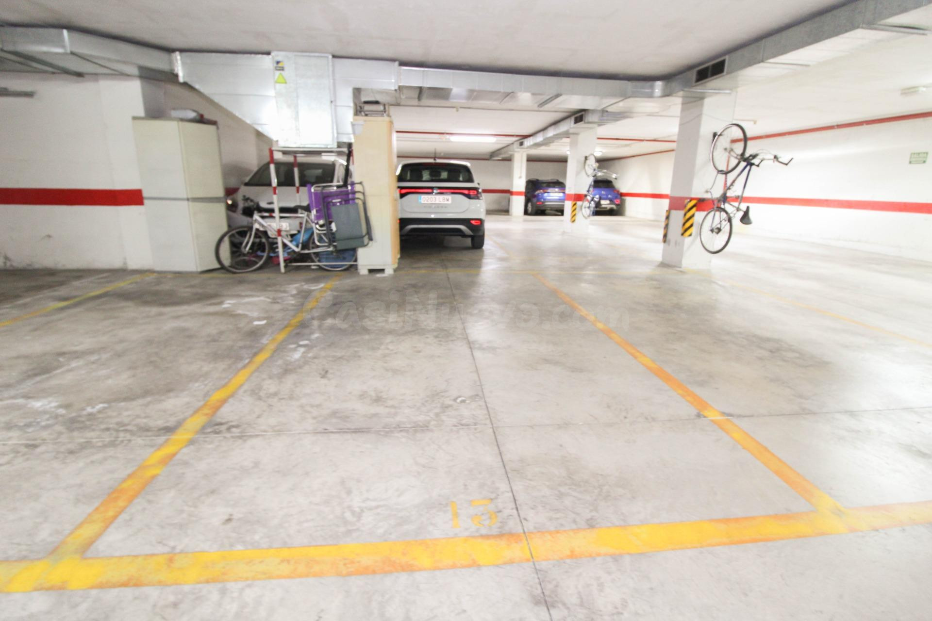 PLAZA DE GARAJE AMPLIA EN VENTA – ZONA MARTINEZ VALERO / TRAVALON, ELCHE