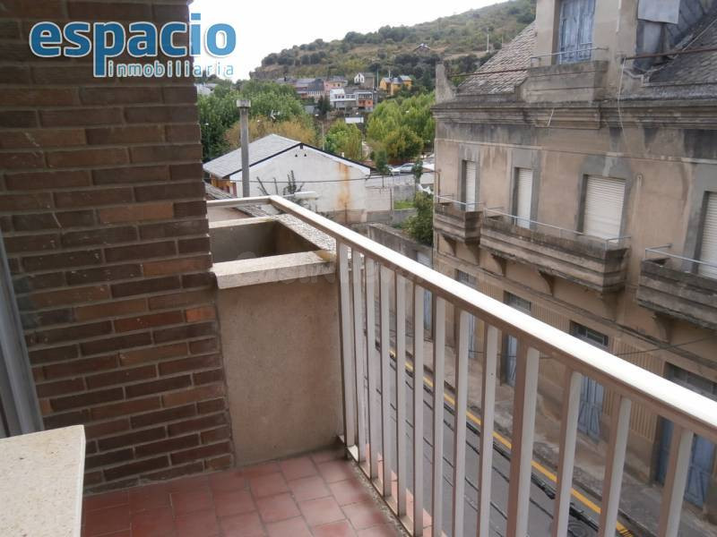 VENTA EDIFICIO EN TORAL DE LOS VADOS