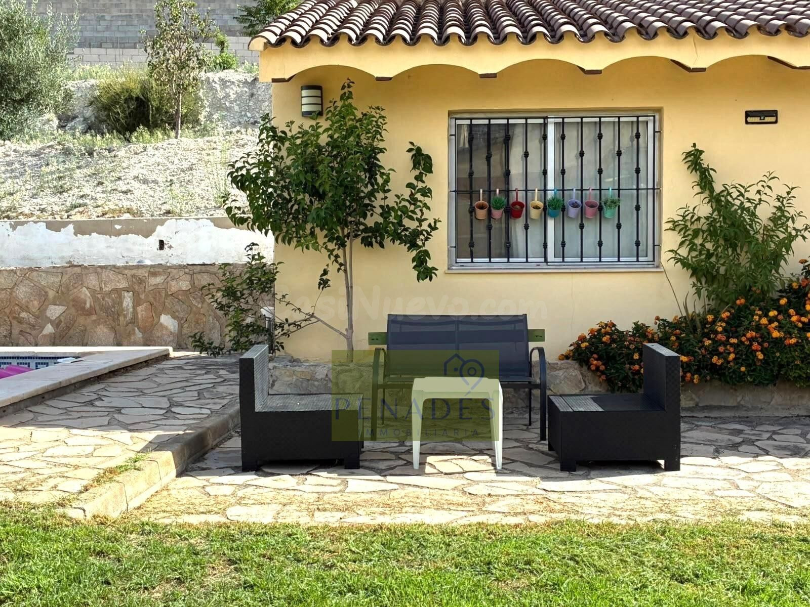 Encantador Chalet Reformado en Ontinyent - Casa Els Frares por solo €280,000