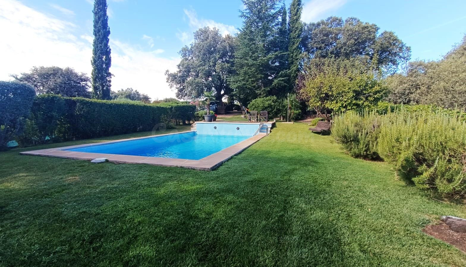 VENTA DE FINCA CON BUNGALOW DE RECREO, BODEGA, TRASTERO Y PISCINA EN ZAMORA ZONA DE MANZANAL (PALACIOS DEL PAN)...