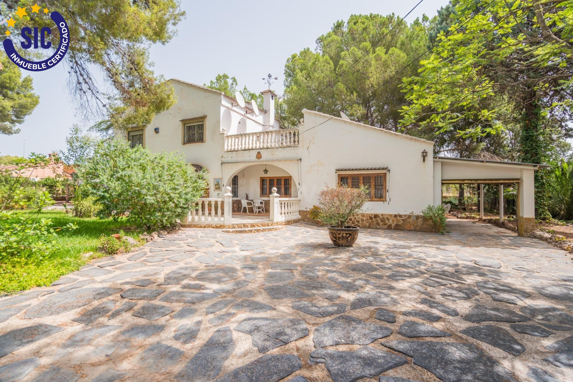 Torre de Portacoeli. Chalet en exclusiva en plena naturaleza e infinitas posibilidades.