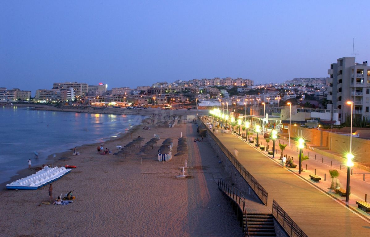 VILLA DE LUJO PLAYA DE LA MATA. URBANIZACION PRIVADA