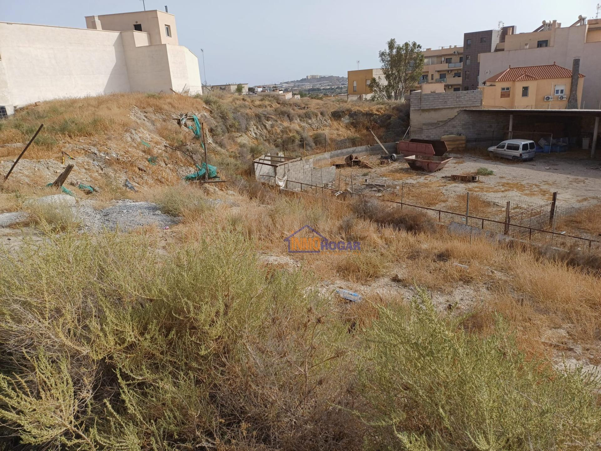 Oportunidad Única: Terreno Urbano en Viator Centro con Proyecto y Licencia de Obras