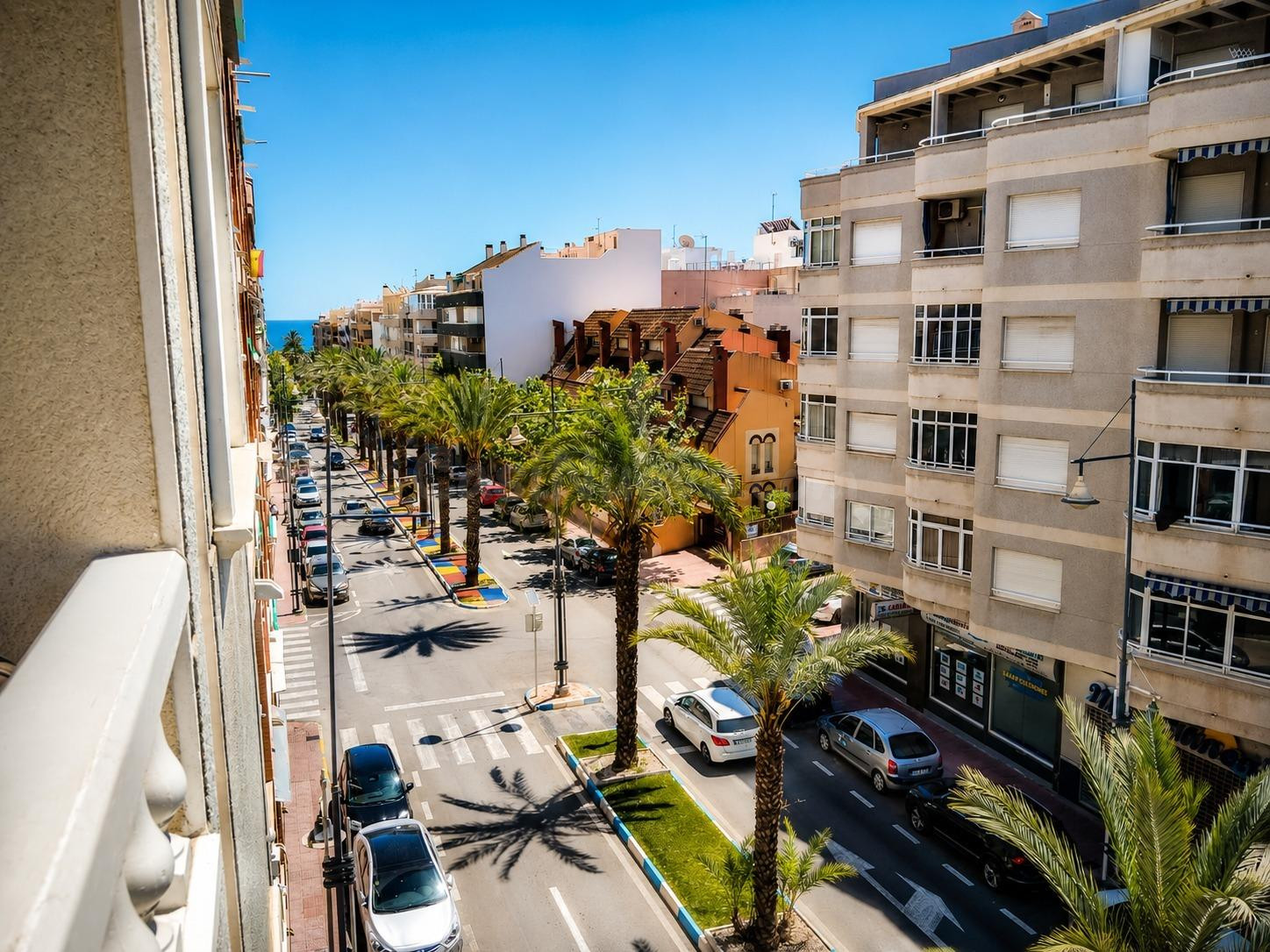 SE VENDE BONITO Y LUMINOSO APARTAMENTO ORIENTADO AL SUR!!!!! PLAYA DEL CURA!!!!