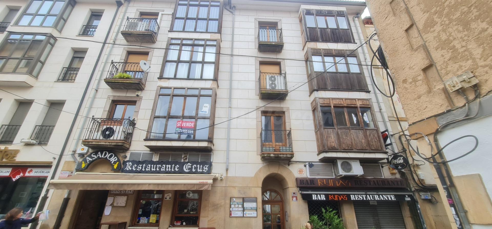 Amplia oficina de 135 m2 en ubicación estratégica, lista para entrar.