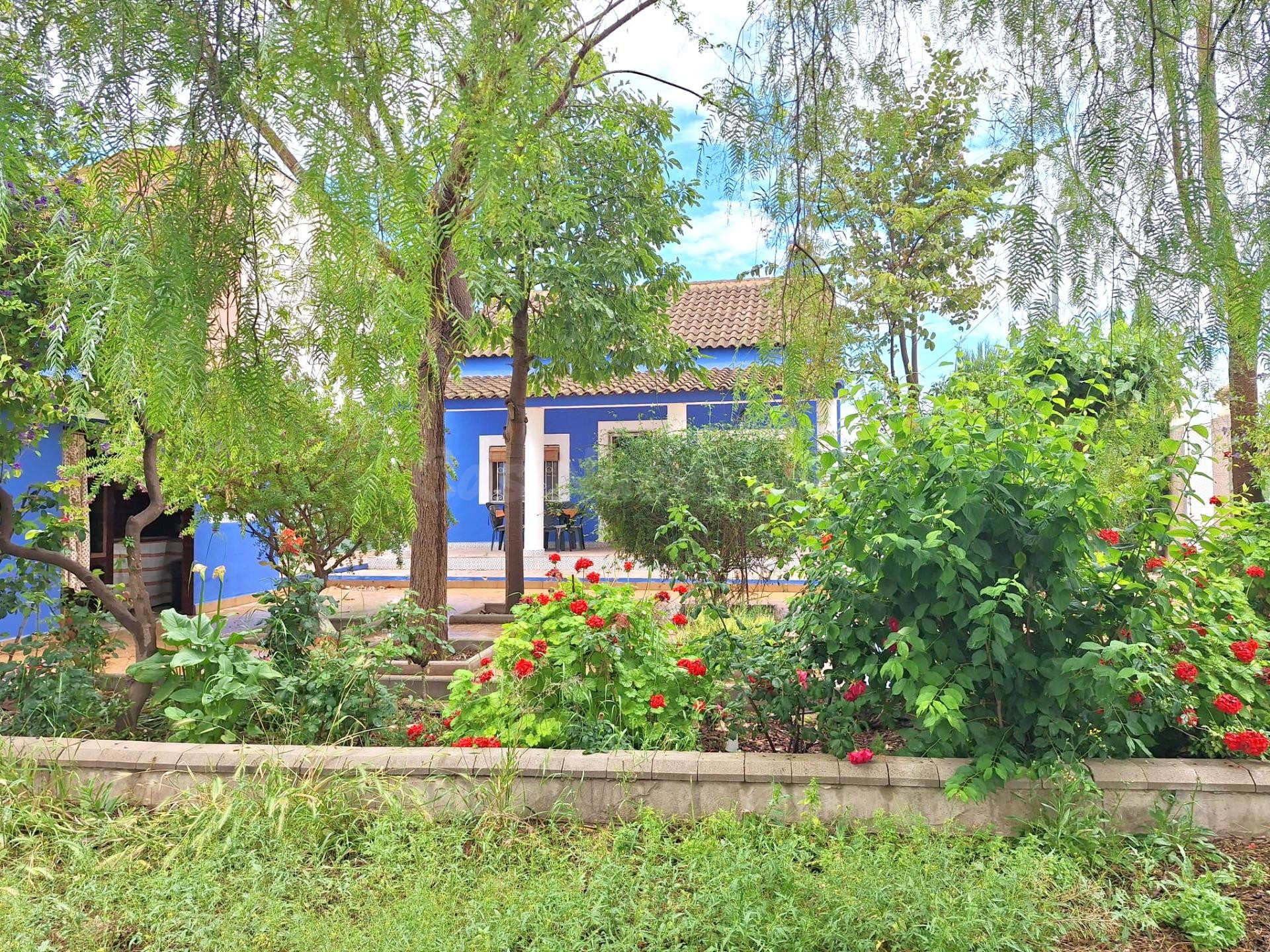 VENDEMOS COQUETA CASA DE HUERTA  CON TERRENO EN SANGONERA LA SECA