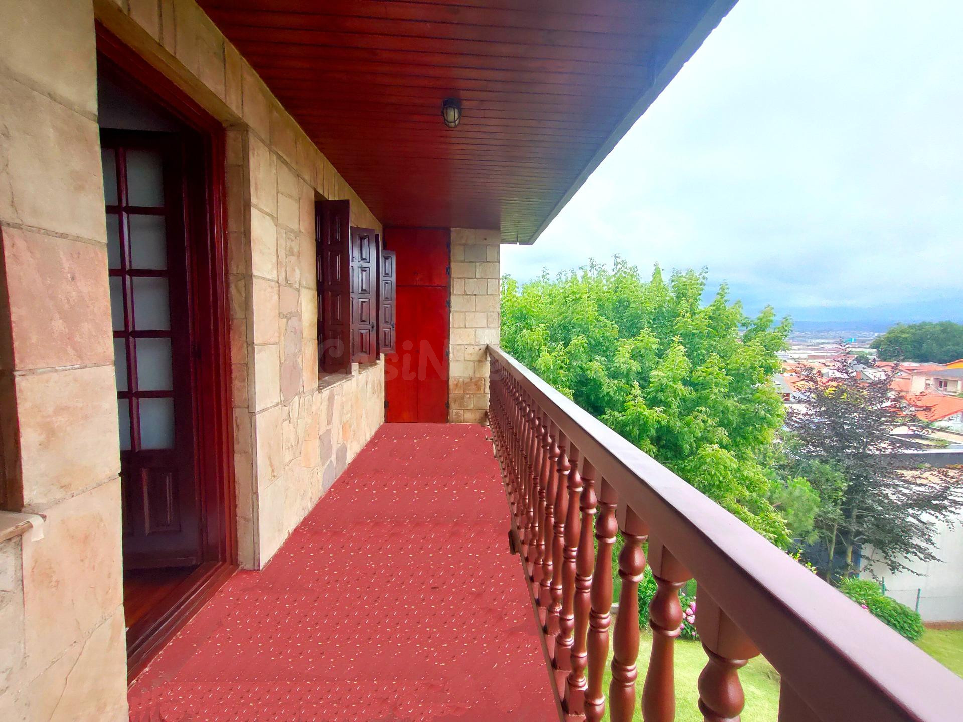 Elegancia, amplitud y comodidad a un paso del centro de Santander 3 habitaciones con terraza y garaje doble. Alquiler fijo❤