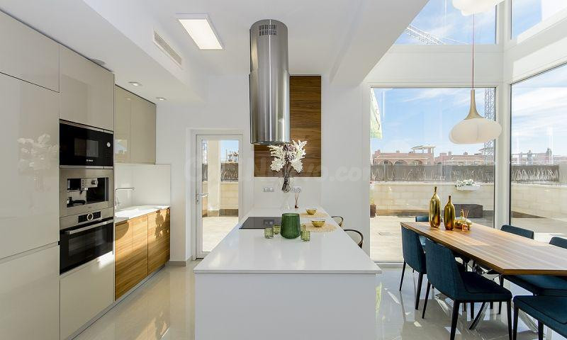 Villa con jardín y piscina privada en Ciudad Quesada