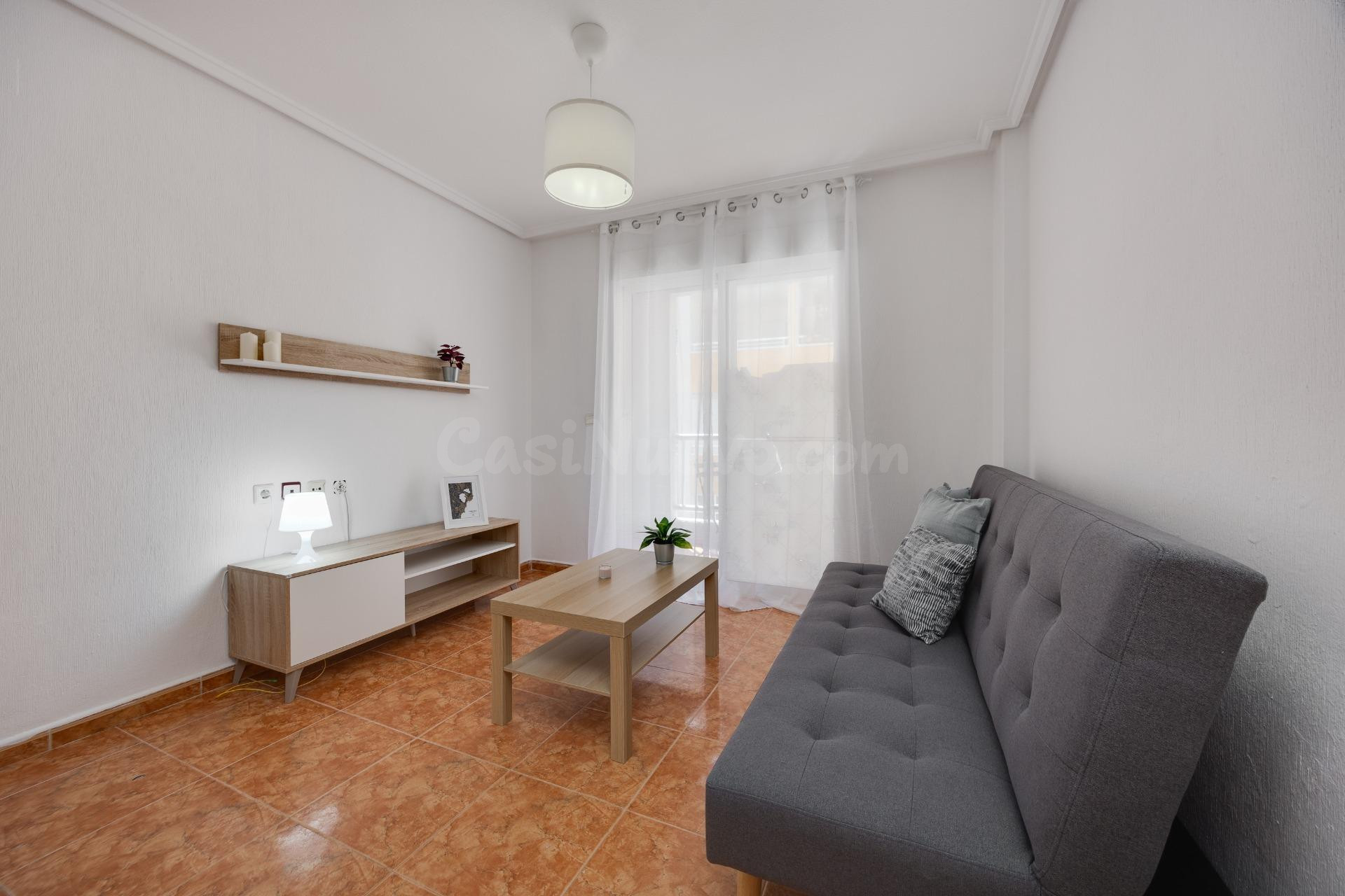 Apartamento de dos dormitorios, en zona céntrica de Torrevieja