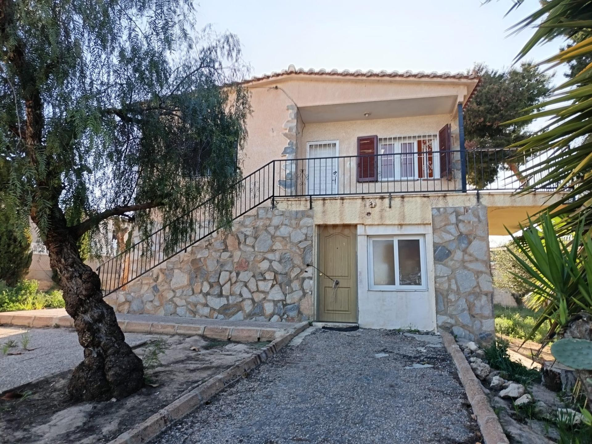 FABULOSO CHALET INDEPENDIENTE PARA REFORMAR, MUY BUENA OCASIÓN