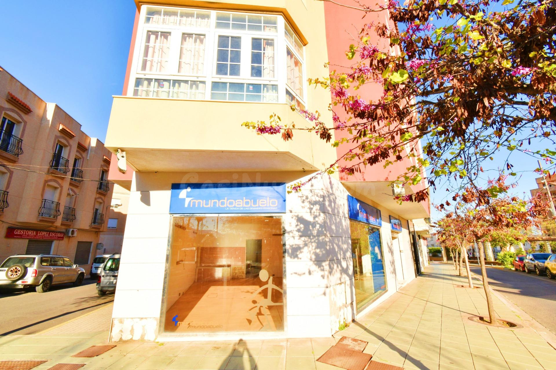 ¡Oportunidad única! Local comercial en venta con excelente visibilidad