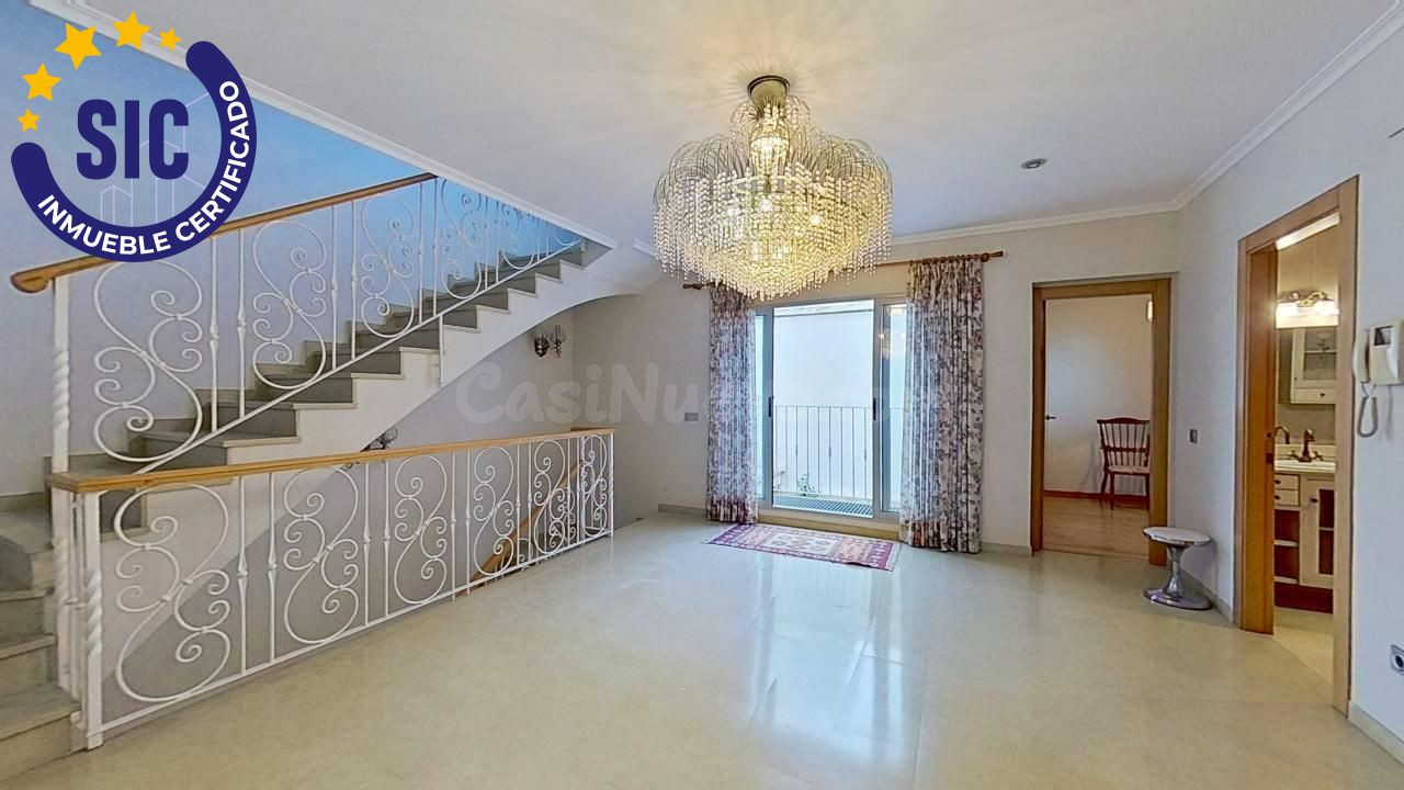 ALQUILER DE VIVIENDA EXCLUSIVA EN CHIVA: CONFORT, DISEÑO Y UBICACIÓN INMEJORABLE