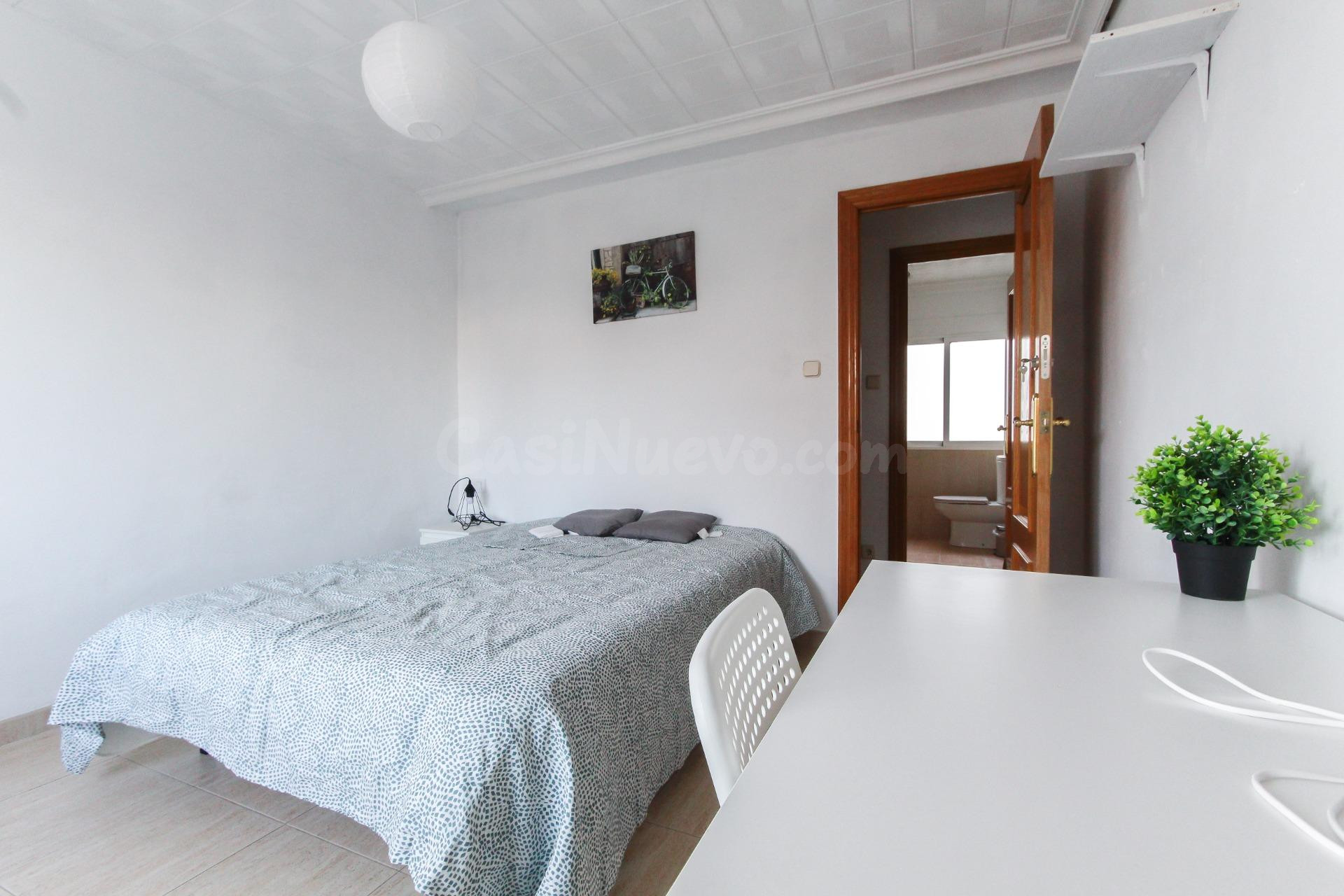 Piso céntrico y versátil en Xirivella ¡Tu nuevo hogar a un paso de Valencia!