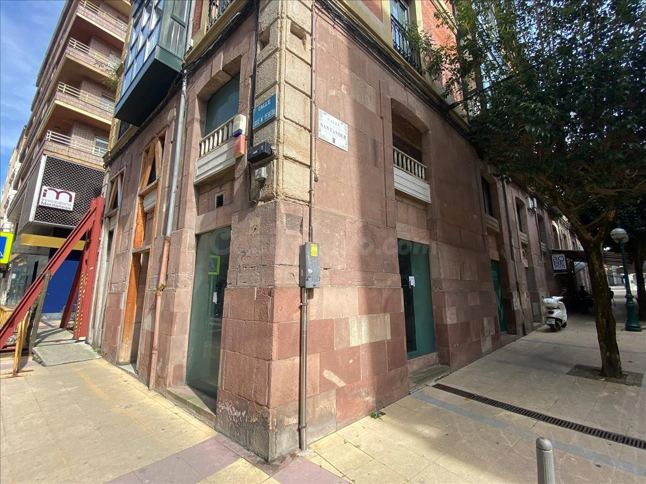Local comercial en Torrelavega - foto 3