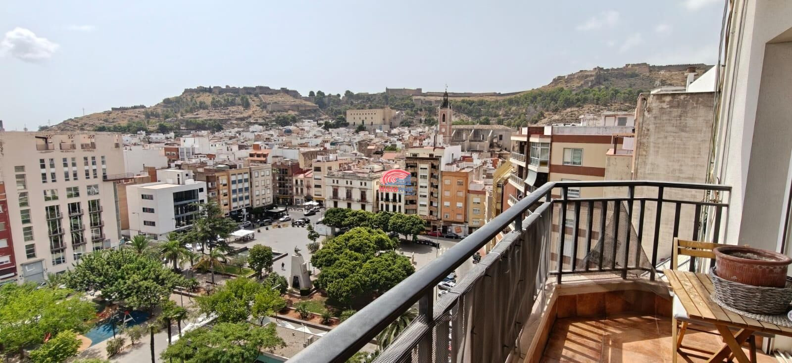 Amplio Piso Reformado en el Corazón de Sagunto con Increíbles Vistas