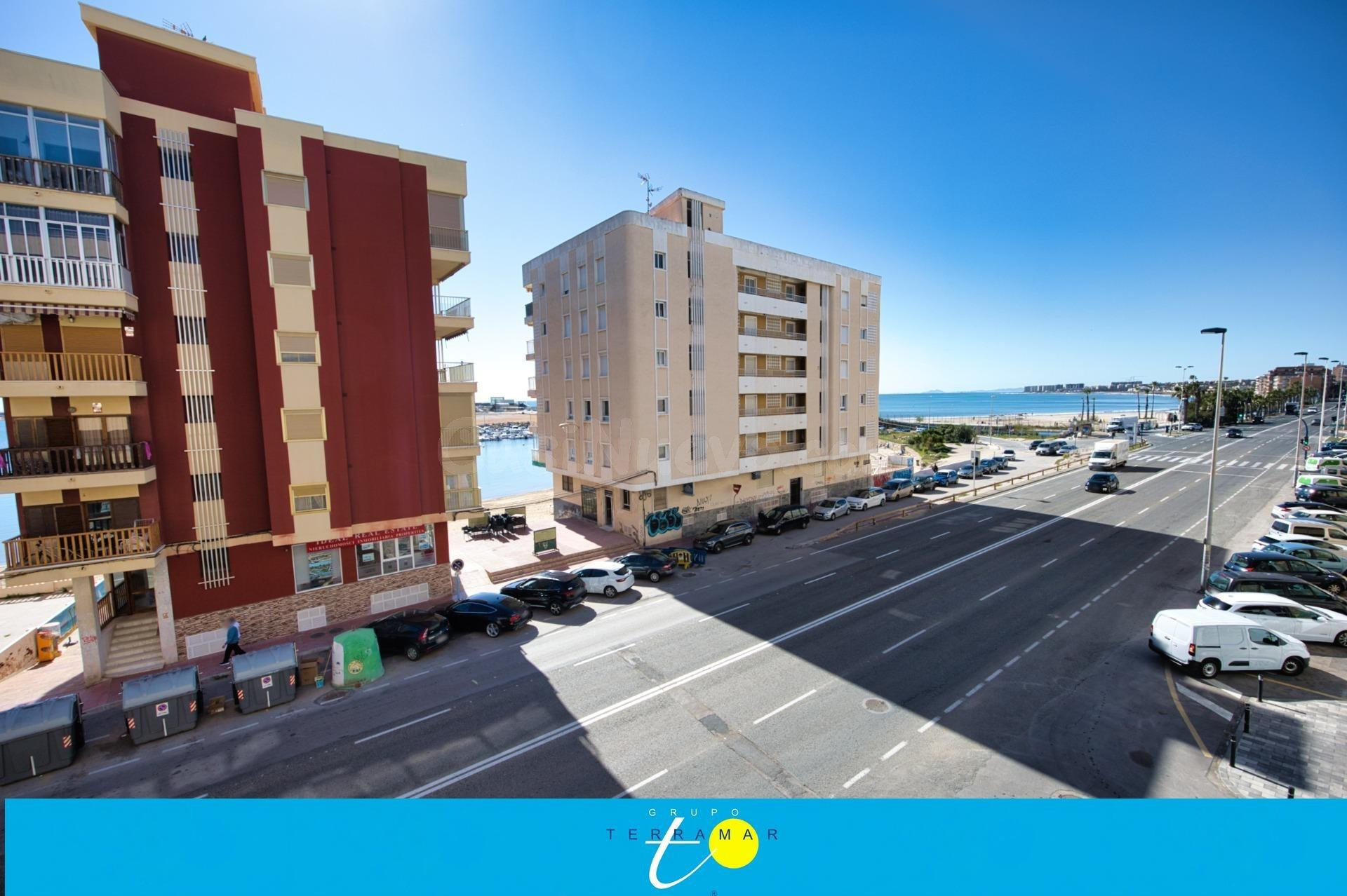 FANTASTICO APARTAMENTO CON VISTAS A LA PLAYAS, IDONEO COMO VACACIONAL