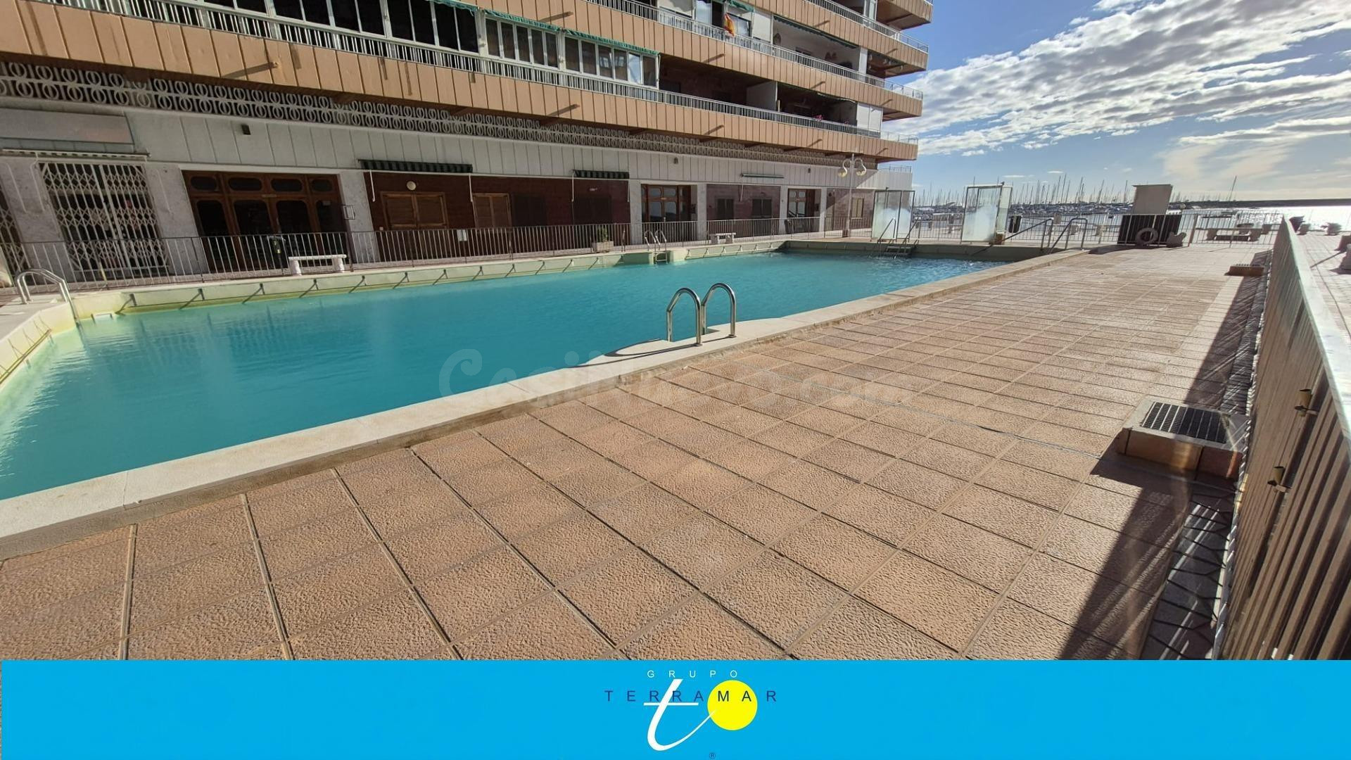 MAGNIFICO APARTAMENTO EN PRIMERA LINEA DE PLAYA, IDEAL PARA SUS DIAS DE VACACIONES