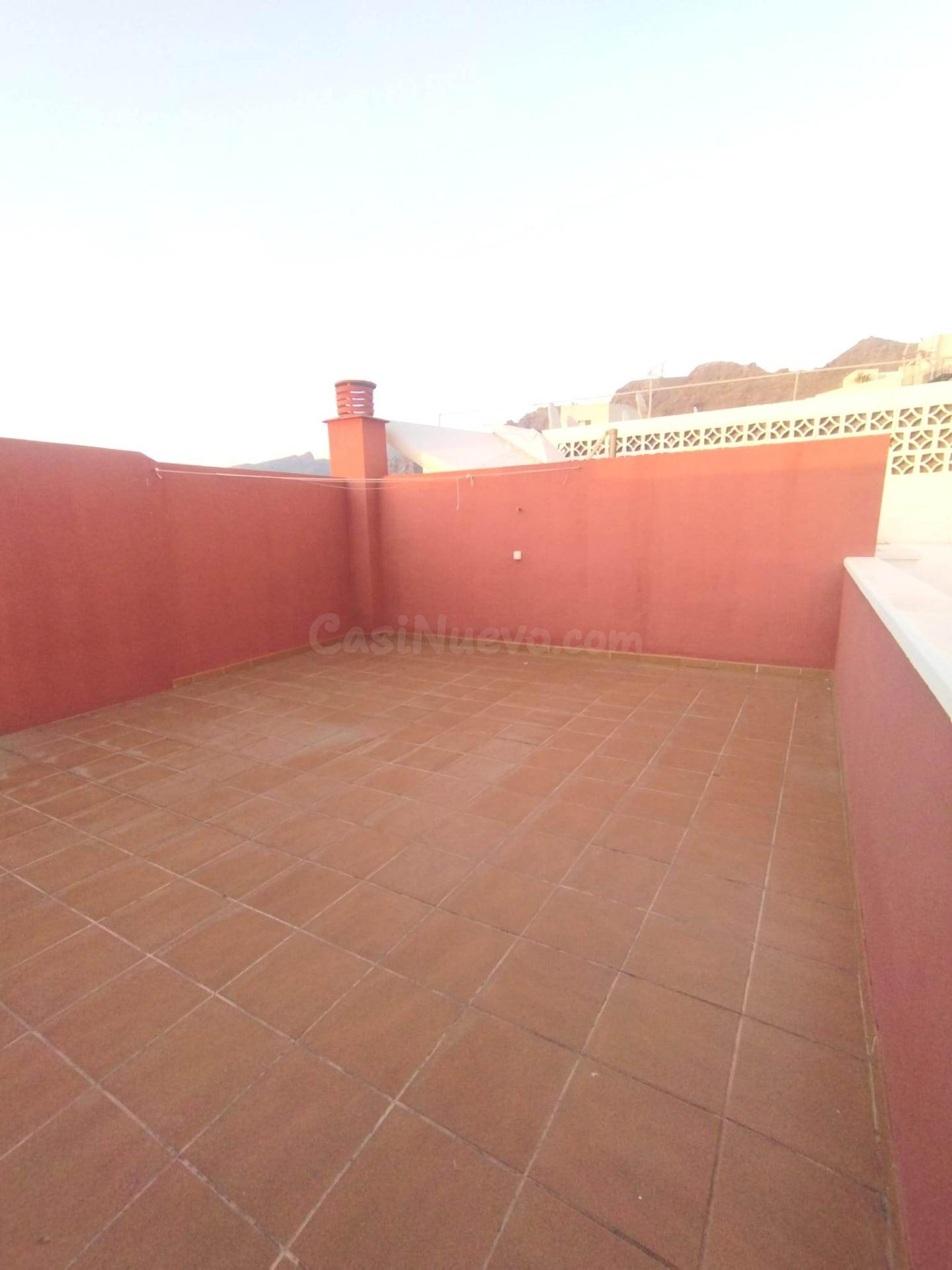 Adeje. Tijoco.   Atico 2 habitaciones, 2 baños,    solarium 