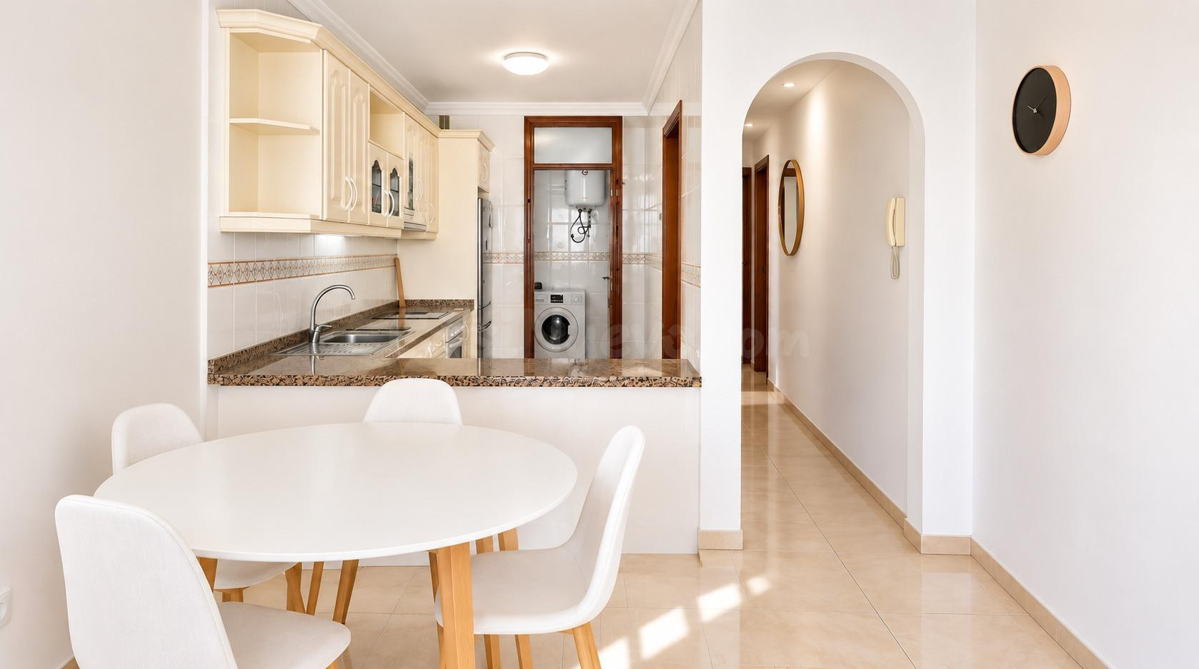 Venta:  18.000 € DE ENTRADA hipoteca 900 €/MES - 3 Dormitori - foto 2