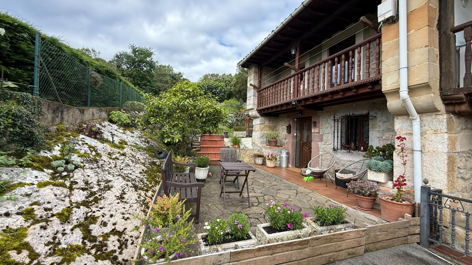 Casa con terreno 5 habitaciones 237m² en venta - Northern spain