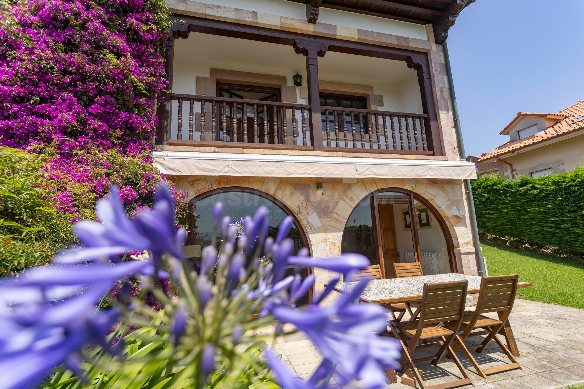 CHALET PAREADO SAN VICENTE DE LA BARQUERA - foto 2