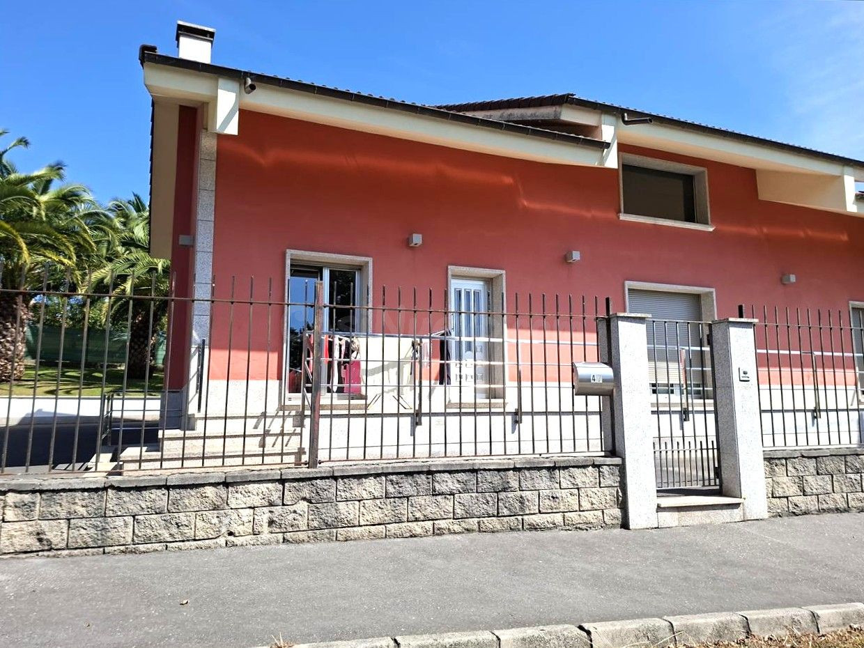 Casa 4 habitaciones 327m² en venta - Carbayin-Lieres-Valdesoto