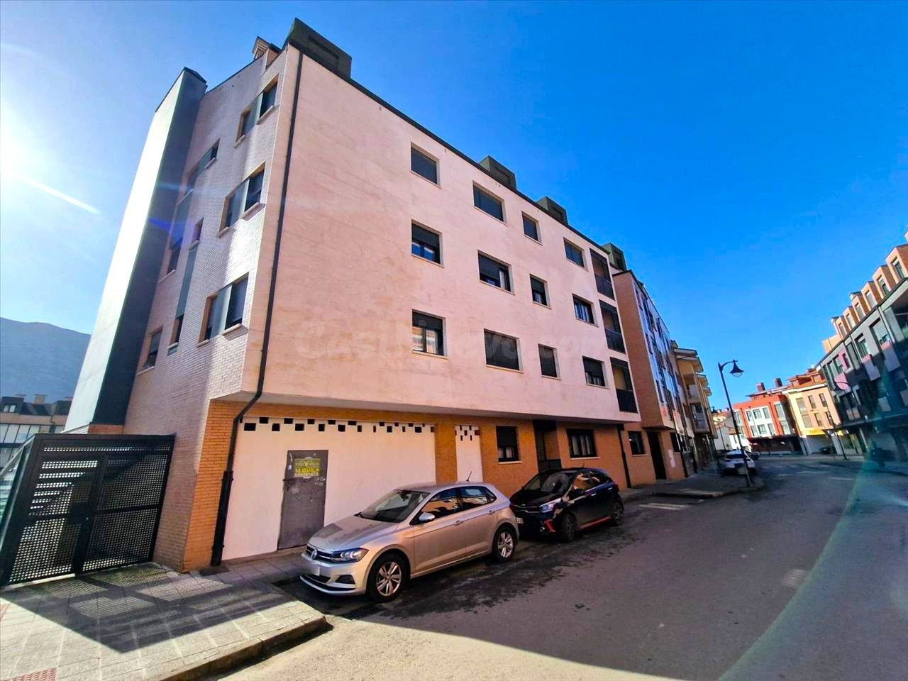 Garaje 26m² en venta - Llanes - foto 3