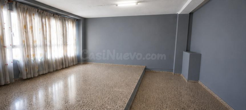 Local de 185 m2 -con 2 alturas!! Ideal Inversores con ideas!!!