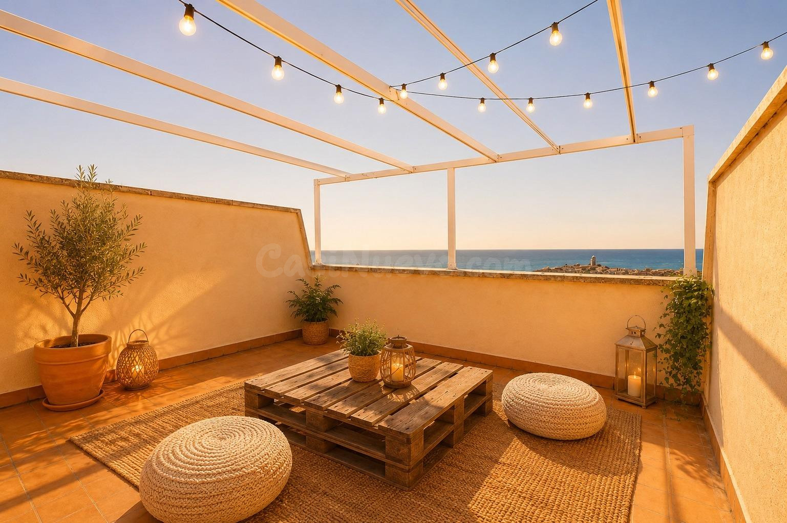 ÁTICO DÚPLEX CON TERRAZA PANORÁMICA Y VISTAS INFINITAS AL MEDITERRÁNEO