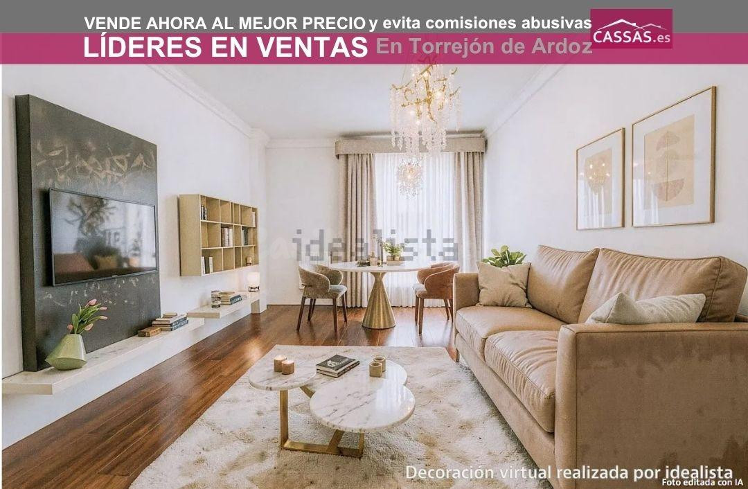 ZONA CARRETERA DE LOECHES -Piso de 3 habitaciones y 2 baños. Garaje, Trastero y Piscina