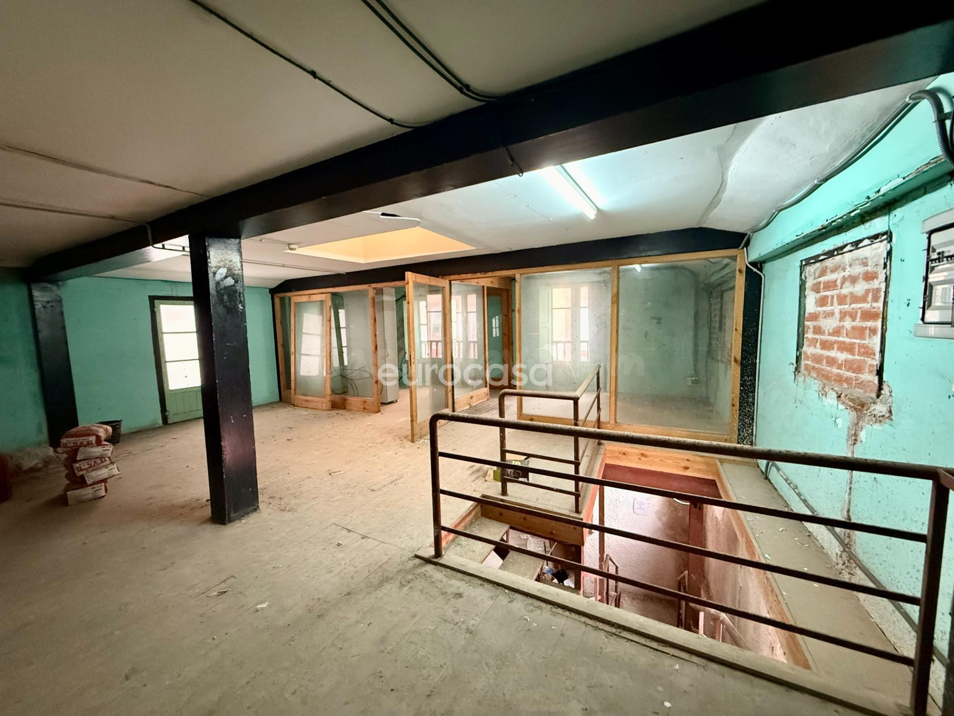 LOCAL EN VENTA EN EL CENTRO DE SANTANDER | 315 M2 EN CALLE GRAVINA