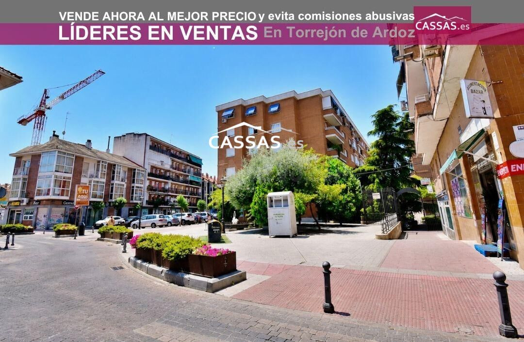 Zona Centro, cerca de la Plaza Mayor. Piso 3 habitaciones., Ascensor, Trastero.