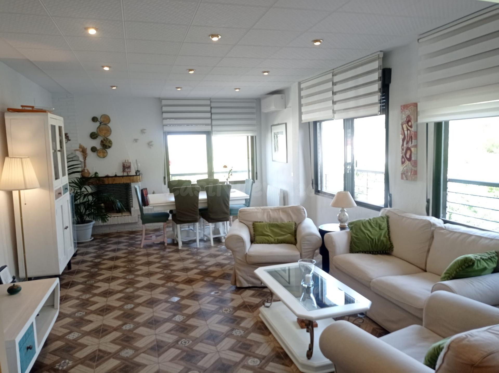 21Inmobiliarias vende este estupendo chalet para entrar a vivir en Sierra Perenchiza