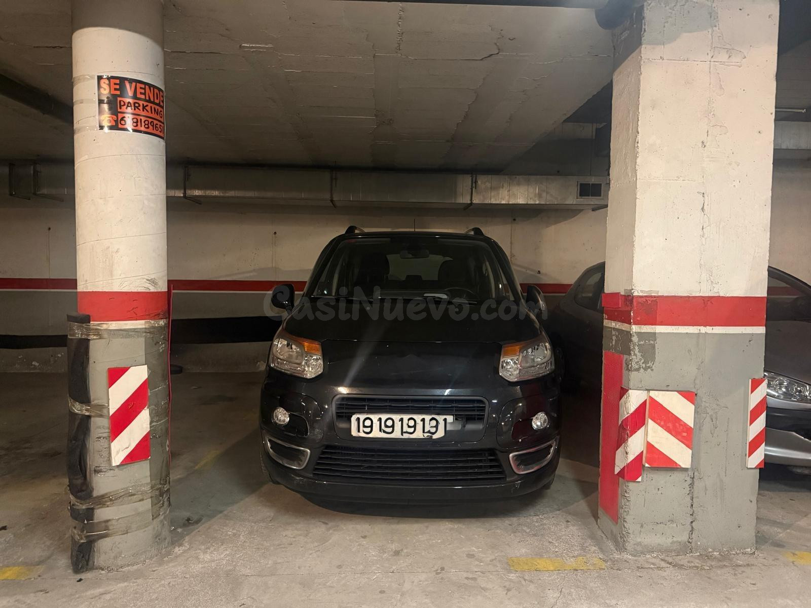 Amplia plaza de parking de 24 m2 en Ronda Ibèrica – Vilanova i la Geltrú