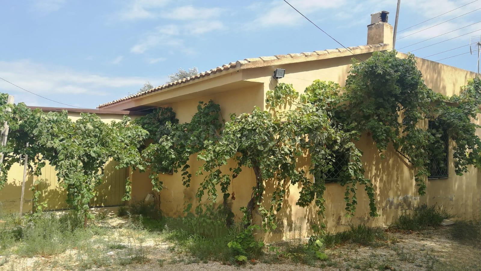 Casa con Terreno en el de Rincon de Loix, Benidorm, cerca de Alfaz