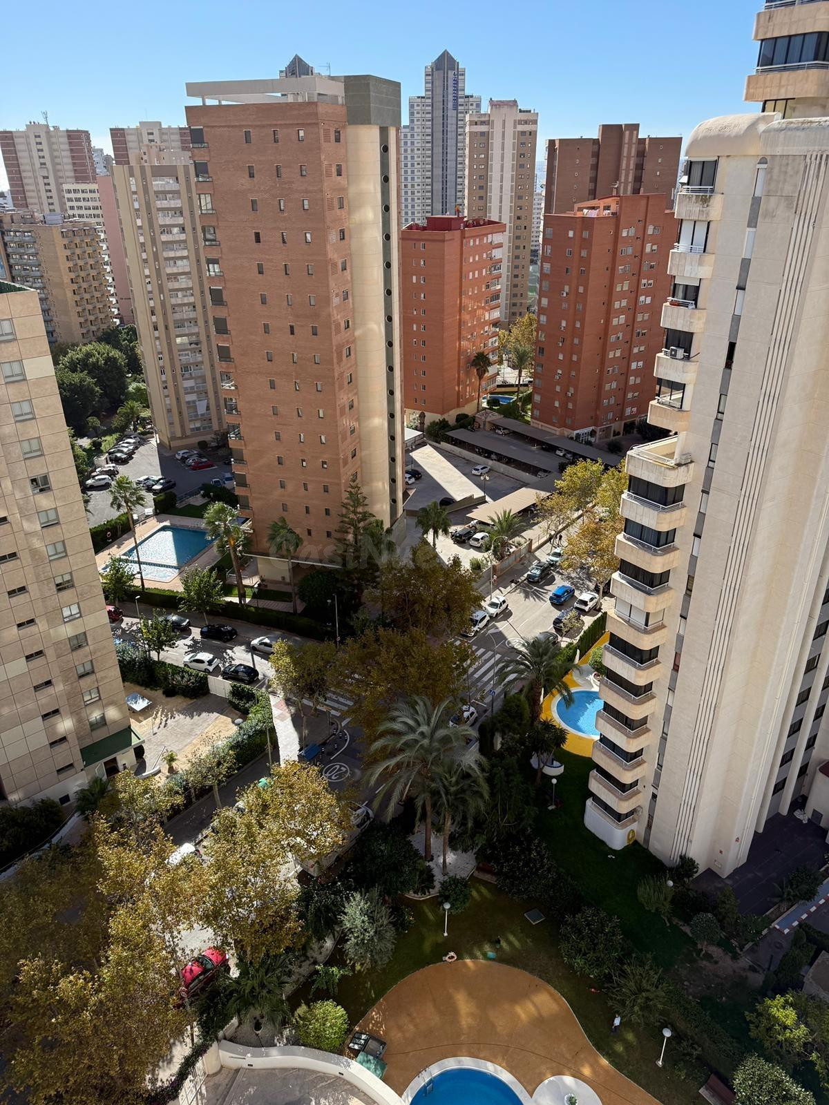 Exclusivo Piso Reformado en Benidorm - Levante con Vista al Mar