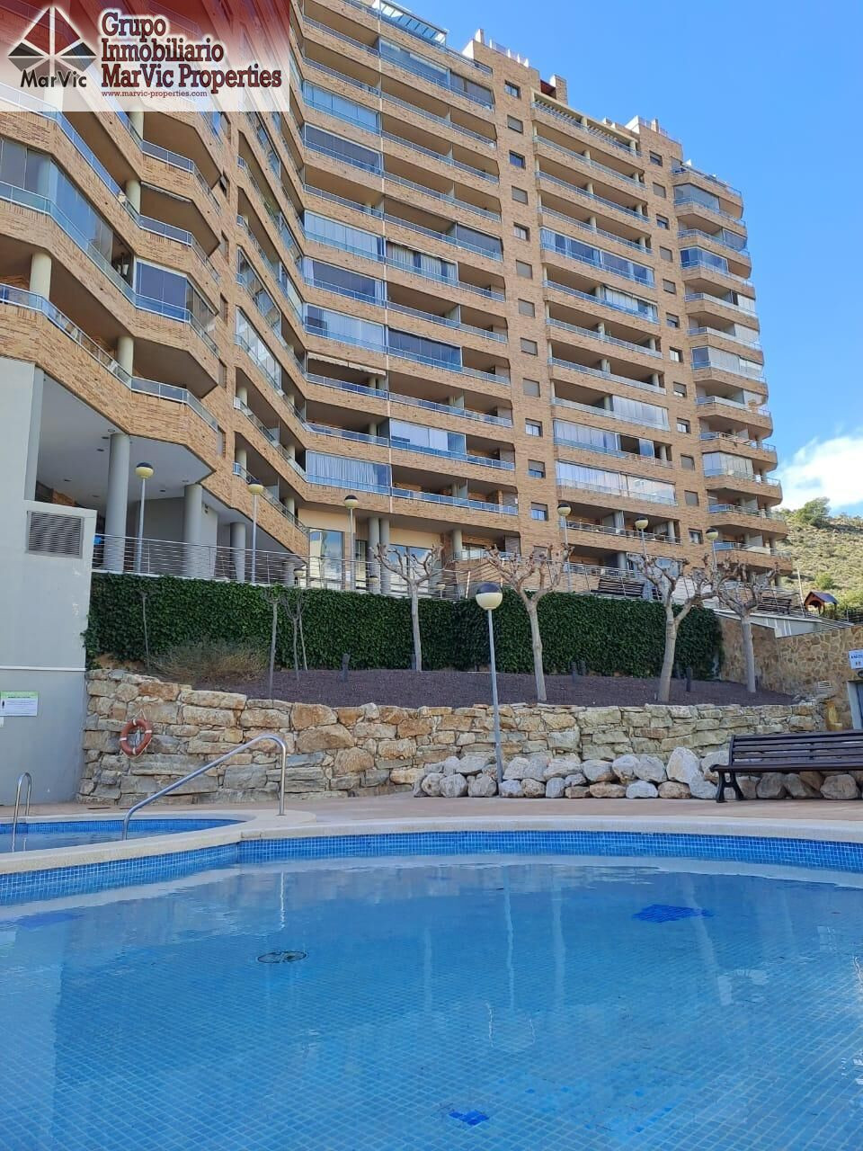 Elegante piso en planta alta con vistas panorámicas en Cala de Villajoyosa