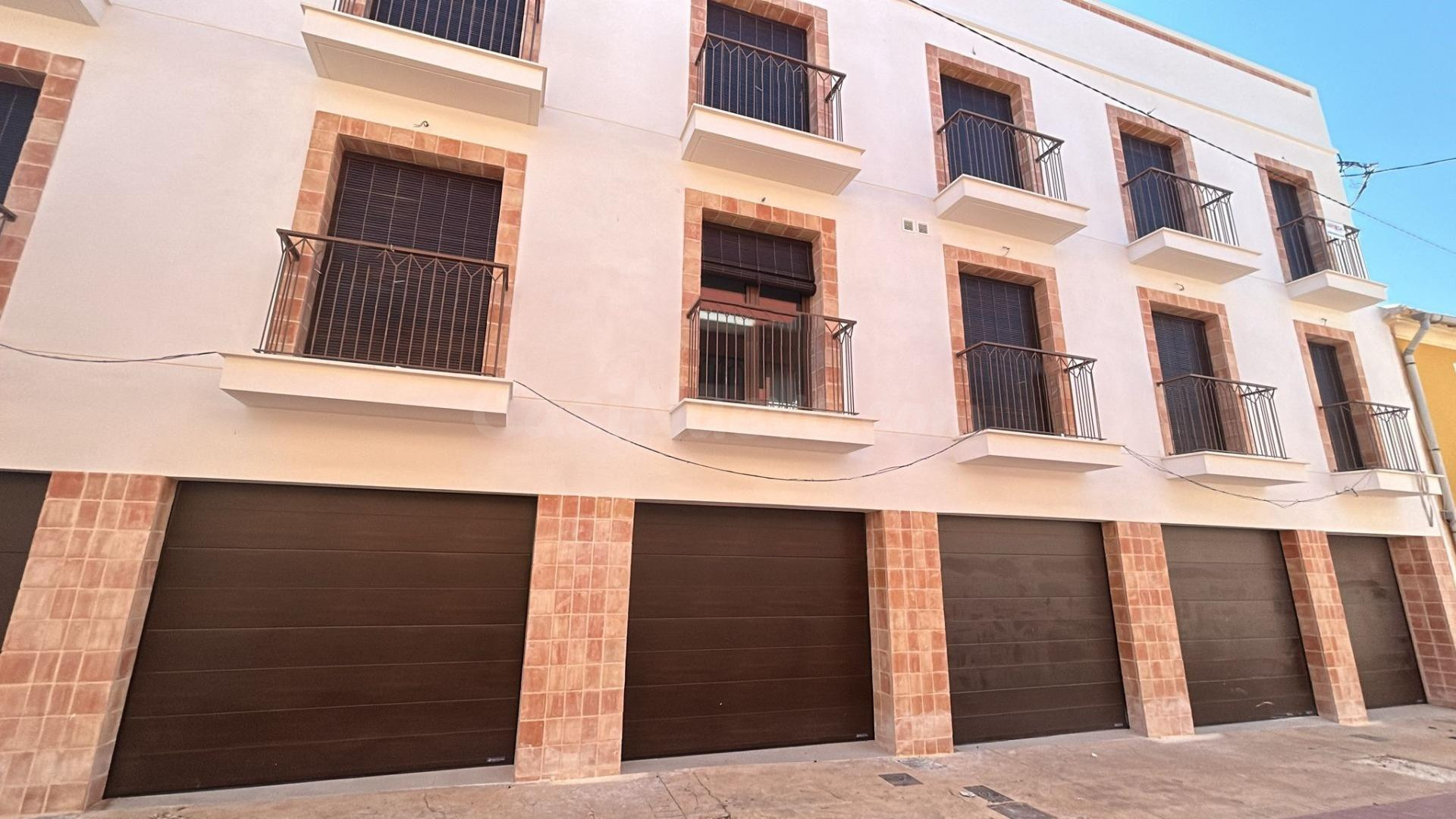 Modernos apartamentos con 1, 2 o 3 dormitorios y 2 baños, con vistas a los viñedos y garage