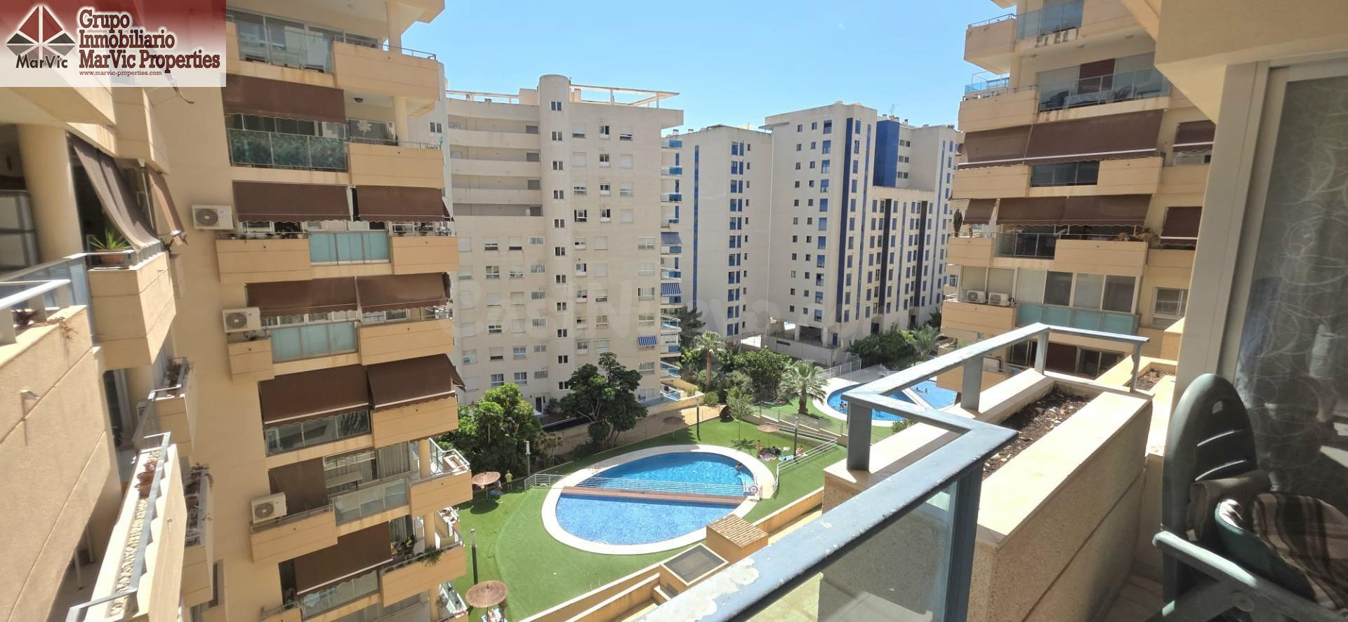 Encantador Apartamento en Cala Villajoyosa con Vistas despejadas.