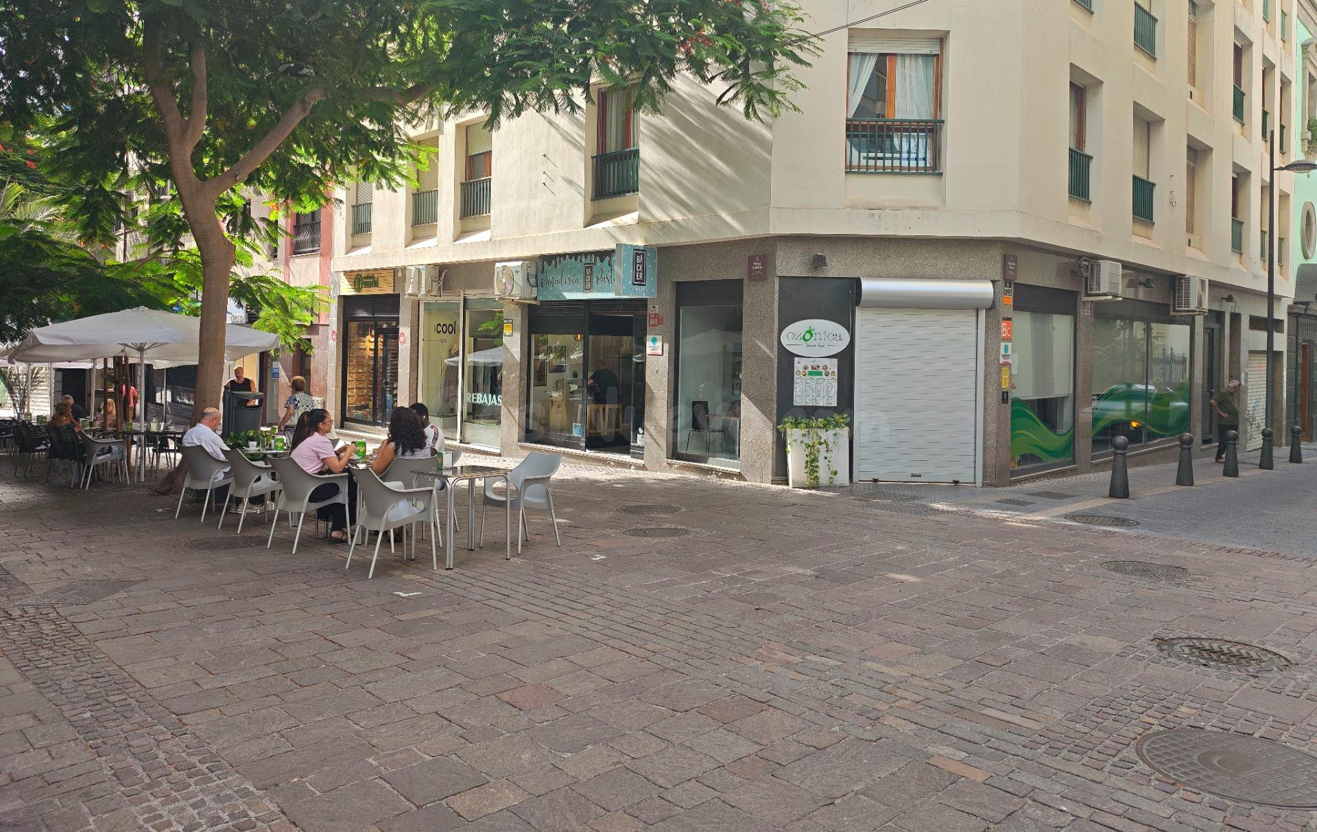 Local comercial 2 habitaciones 40m² en alquiler - Zona Centro