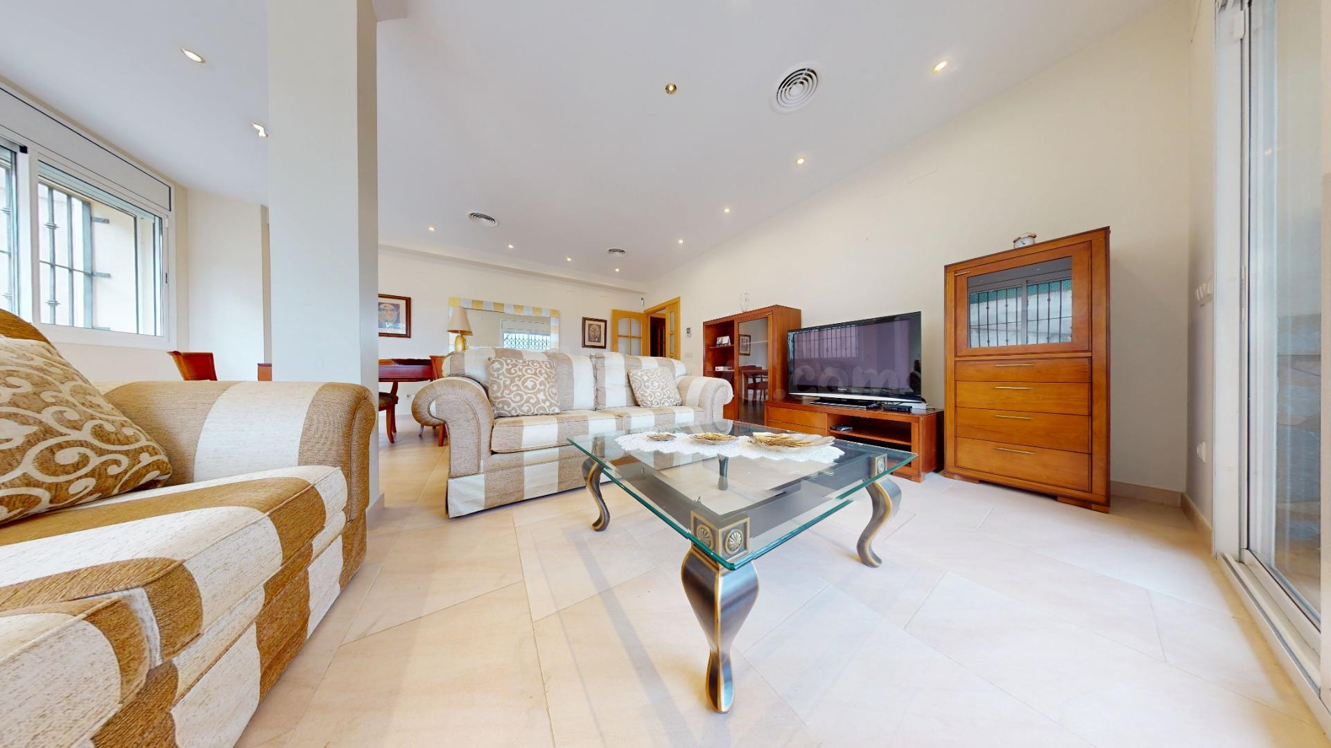 EXCLUSIVA CASA AMUEBLADA EN ALQUILER EN CAN ROCA – CASTELLDEFELS