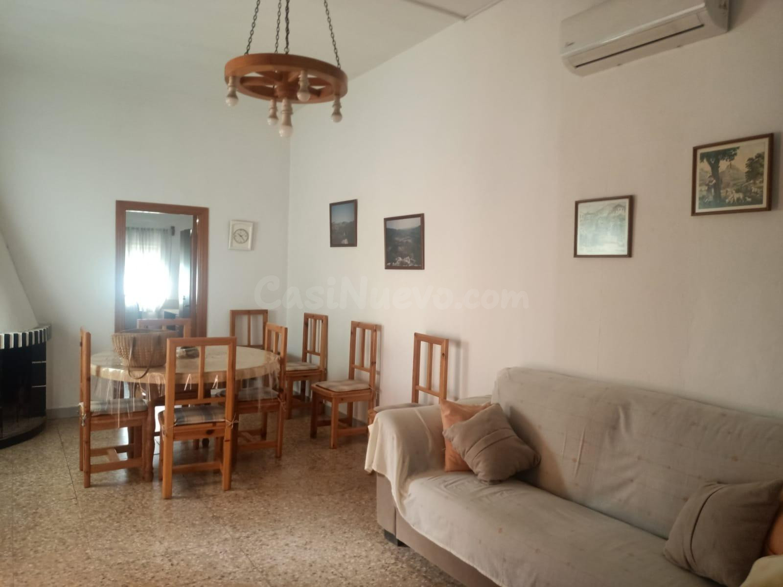 CHALET CON TERRAZA Y ZONA COMUNITARIA A SOLO 4 MINUTOS DE ALDAIA