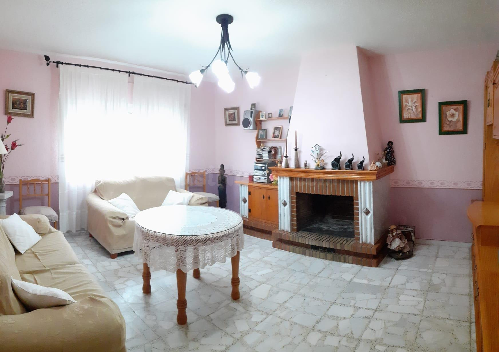 OPORTUNIDAD PISO DE TRES habitaciones EN SERÓN  ( ALMERÍA ).