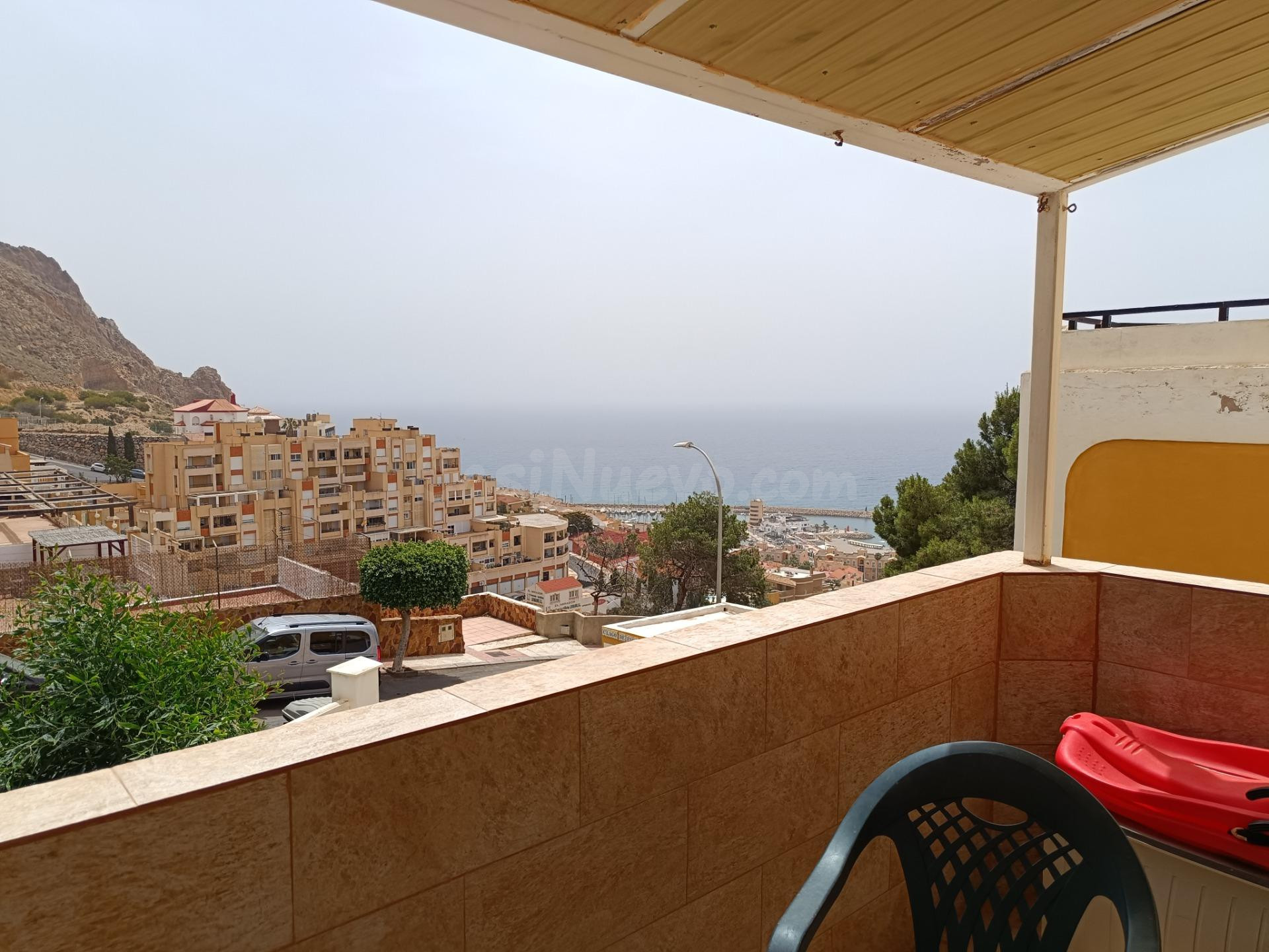 Piso en Roquetas de Mar (Aguadulce) de tres dormitorios  dos baños dos terrazas con vista al mar