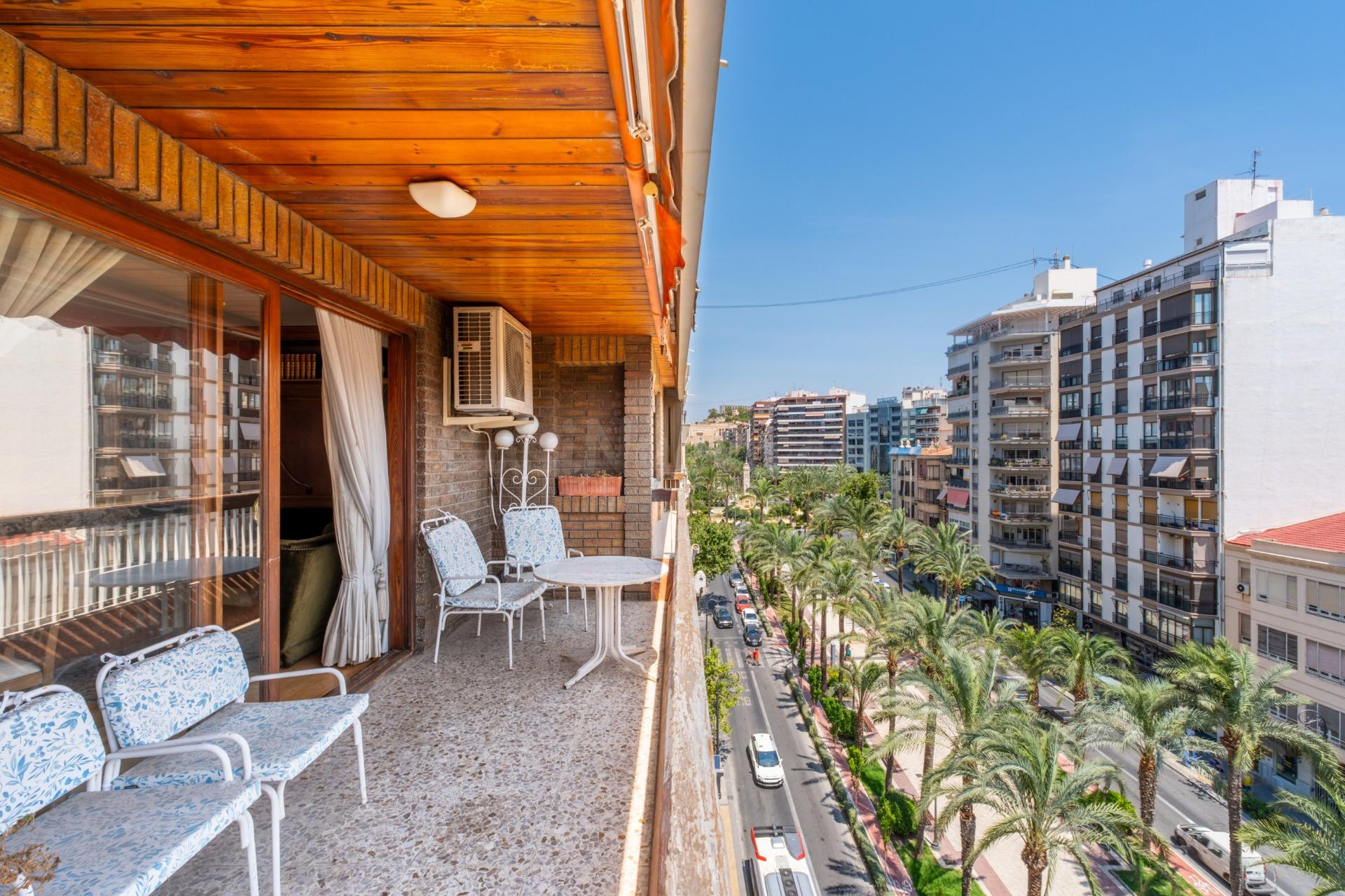 Espectacular piso en el corazón de Alicante con terraza perimetral